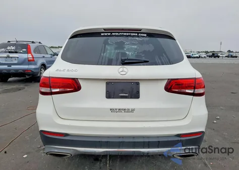 2019 Mercedes-Benz Glc 300 from USA, damaged, VIN WDC0G4JB7KF543214